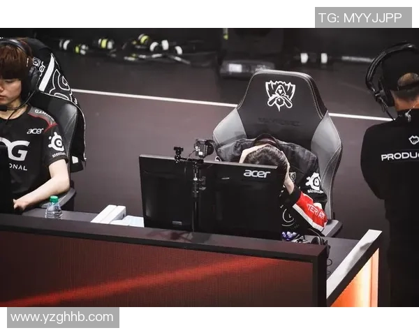 和平精英赛场上EDG逆袭之路的真实记录与精彩瞬间回顾实时新闻